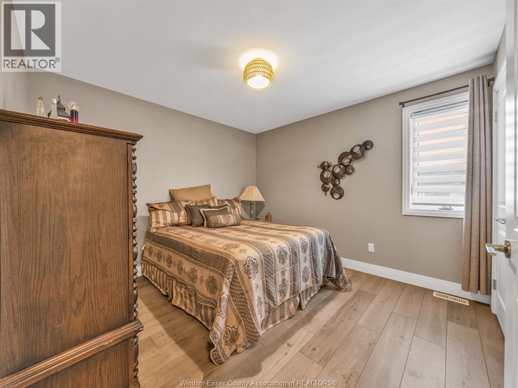 5 WOODLAND STREET - 20