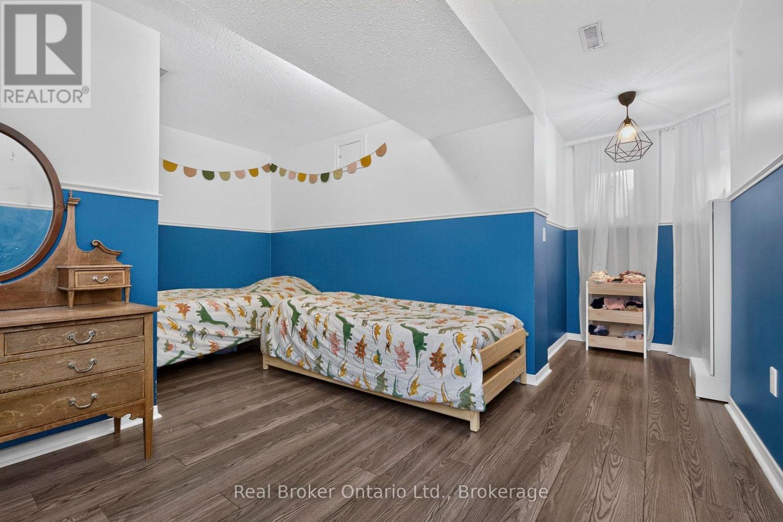 210 DYER DRIVE - 16