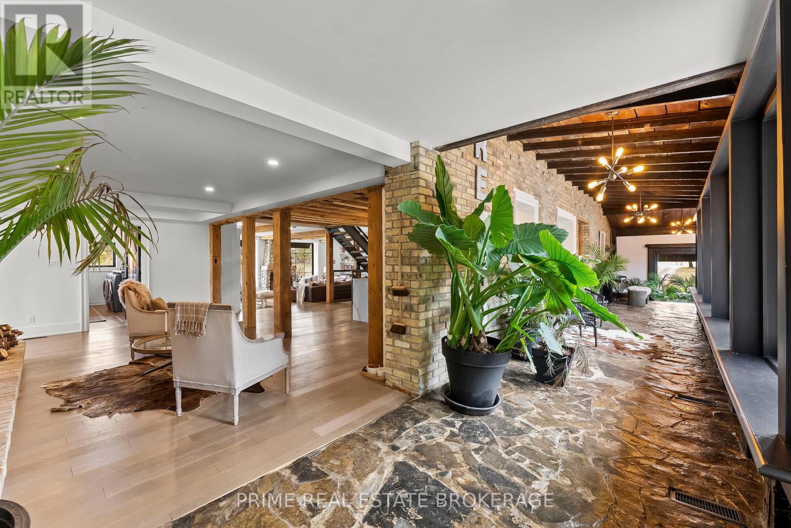 10096 CHARLTON DRIVE - 18