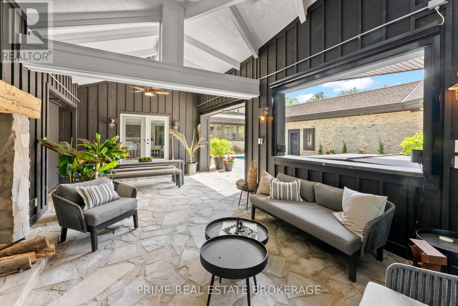 10096 CHARLTON DRIVE - 45