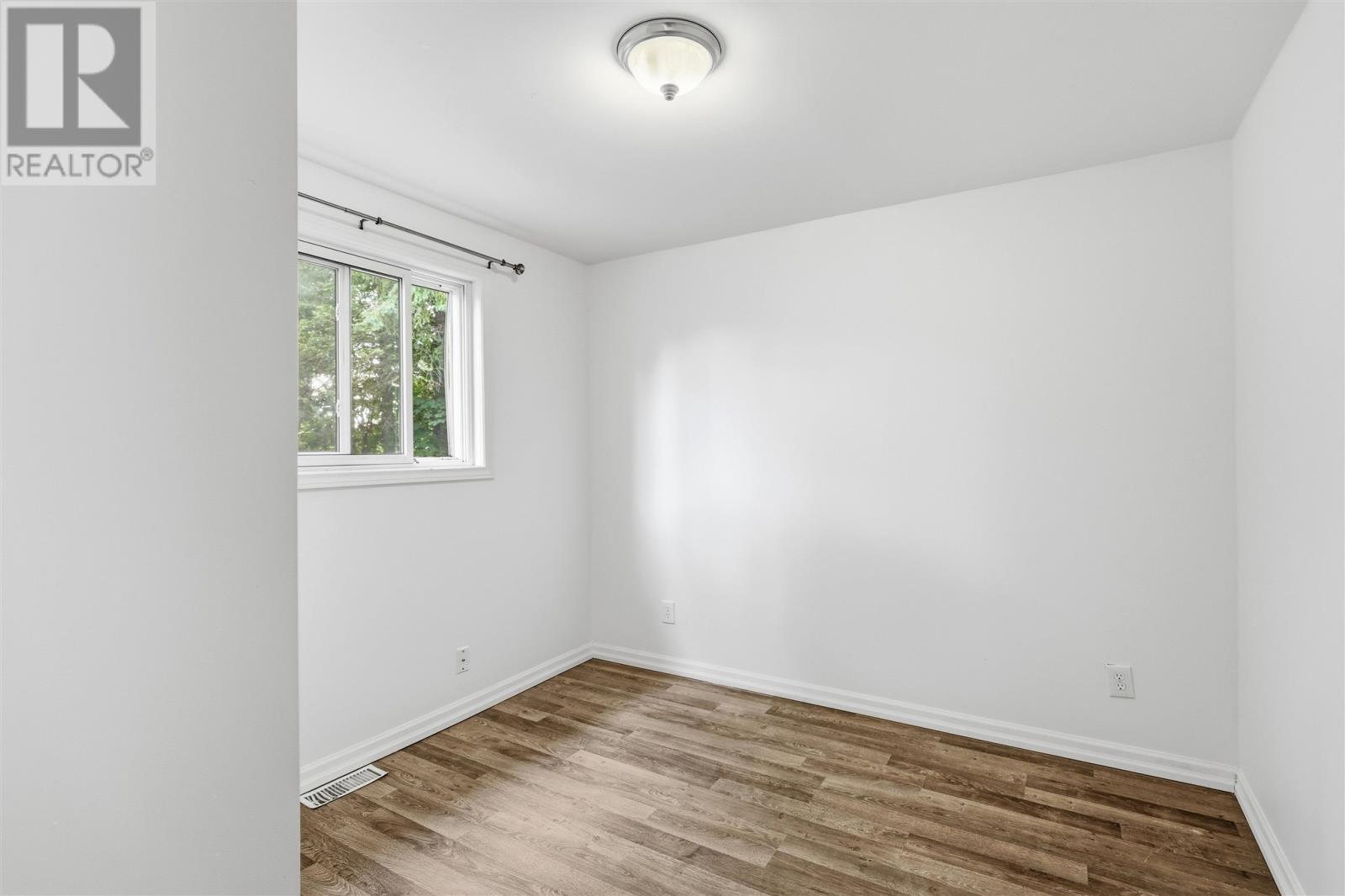 59 Adeline AVE - 17