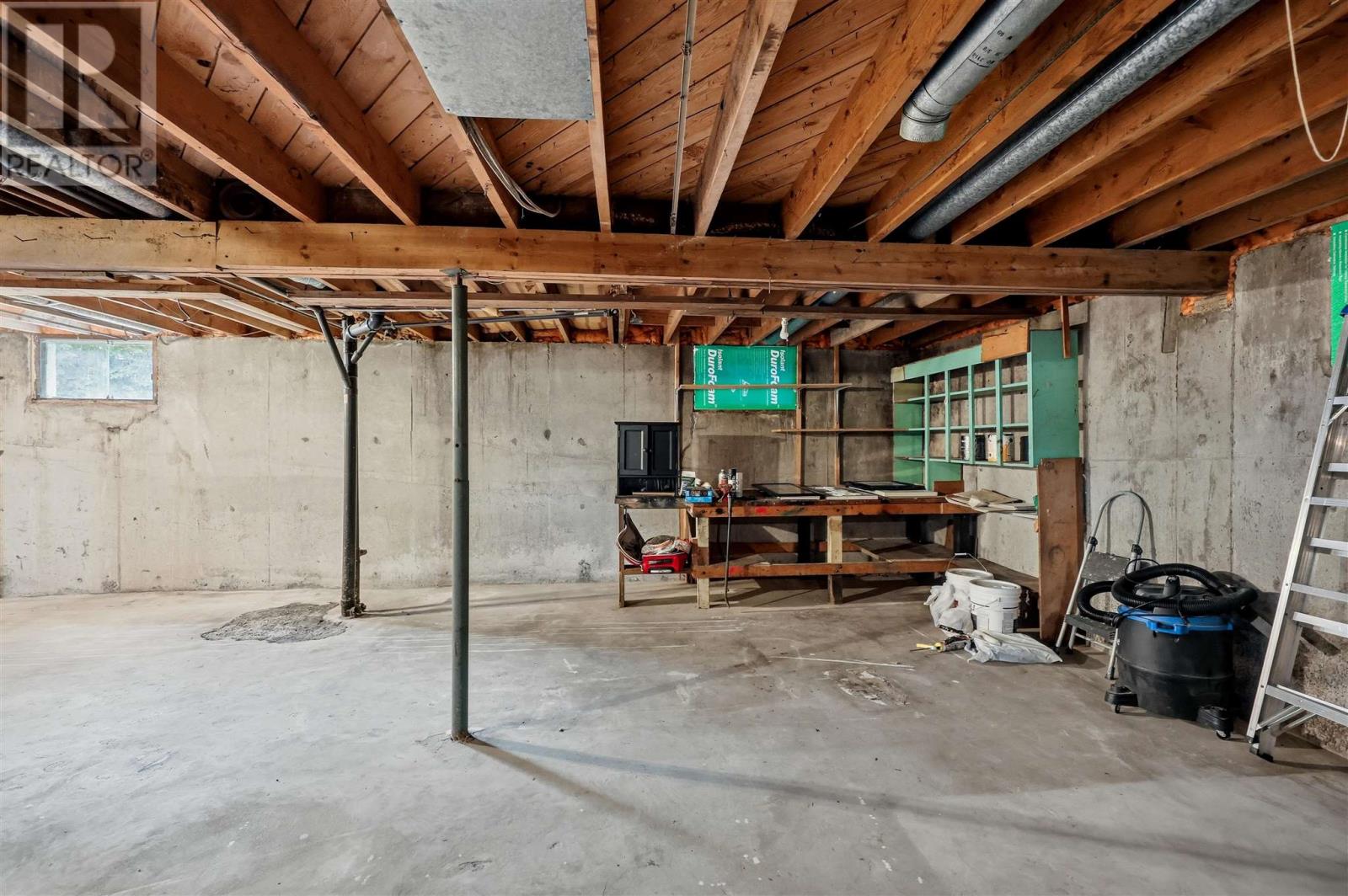 59 Adeline AVE - 26