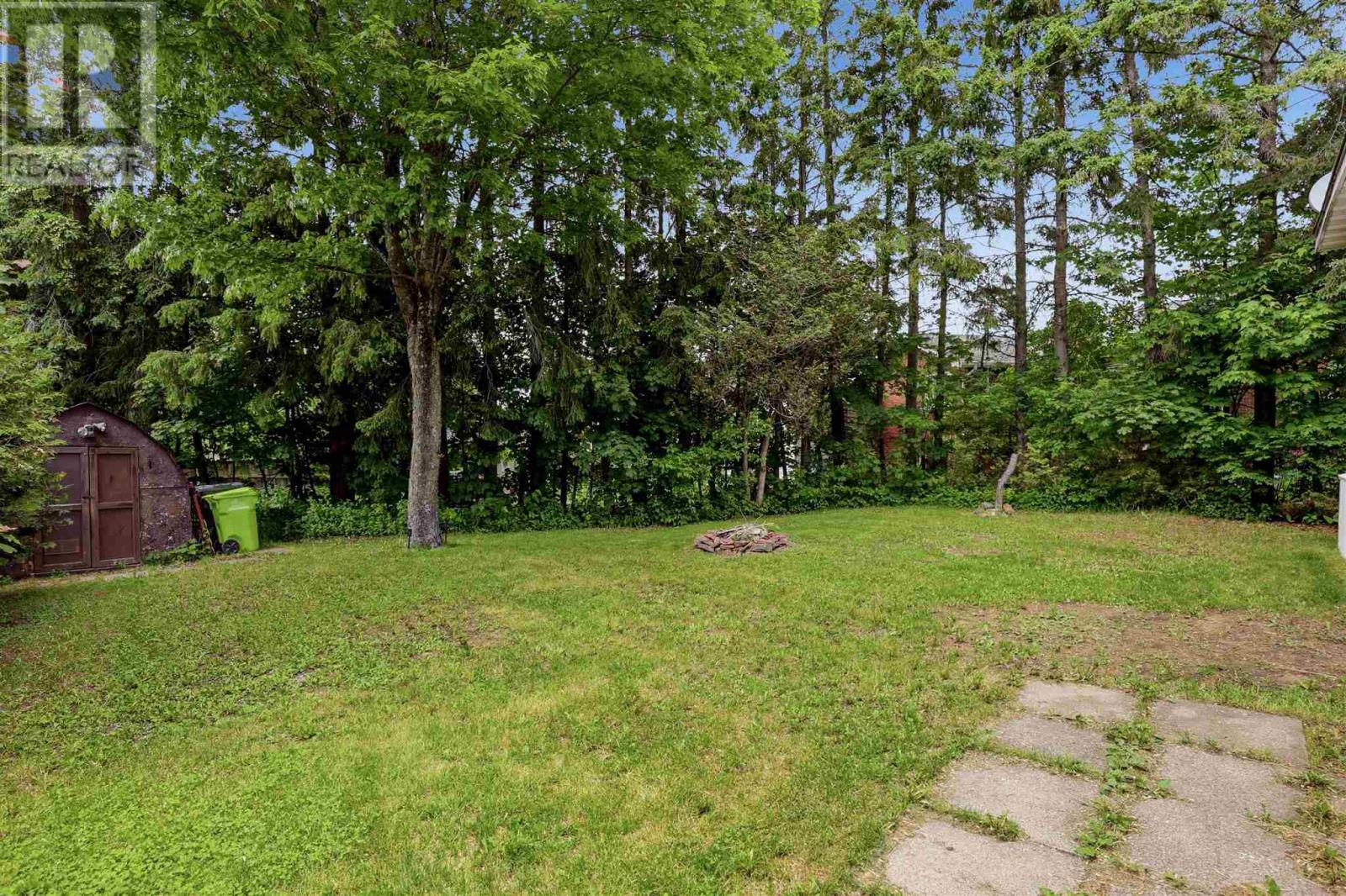 59 Adeline AVE - 29