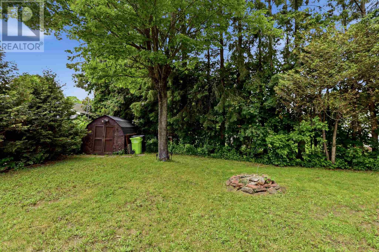 59 Adeline AVE - 30
