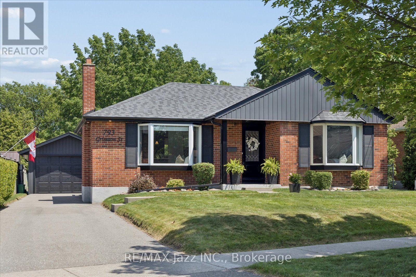 793 GRIERSON STREET - 1