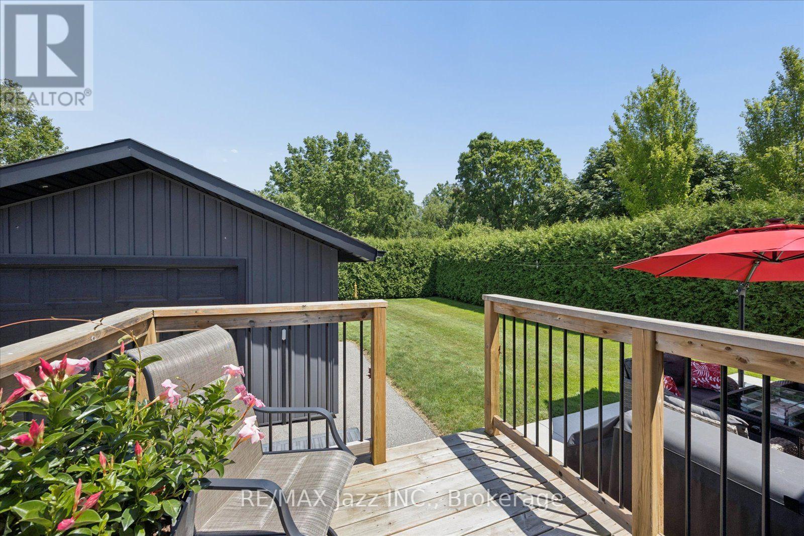793 GRIERSON STREET - 23