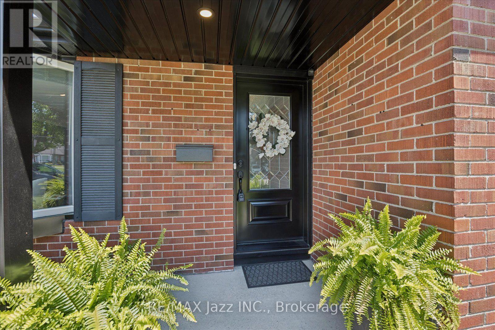 793 GRIERSON STREET - 3