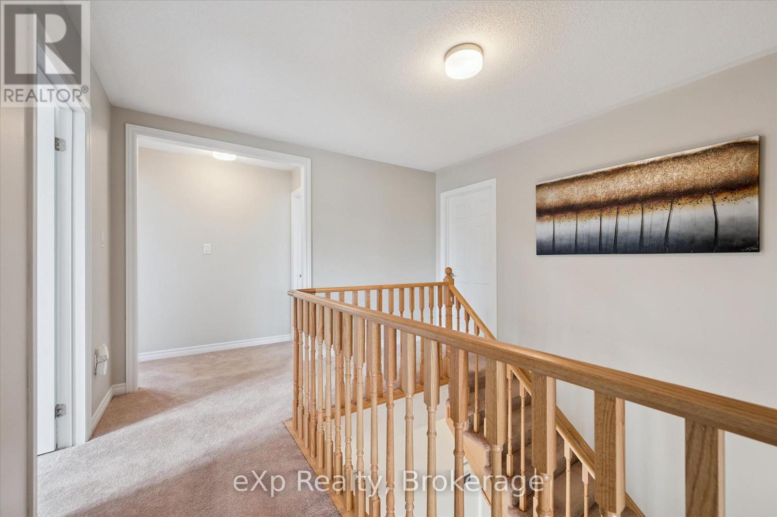 201 MCFARLANE CRESCENT - 28