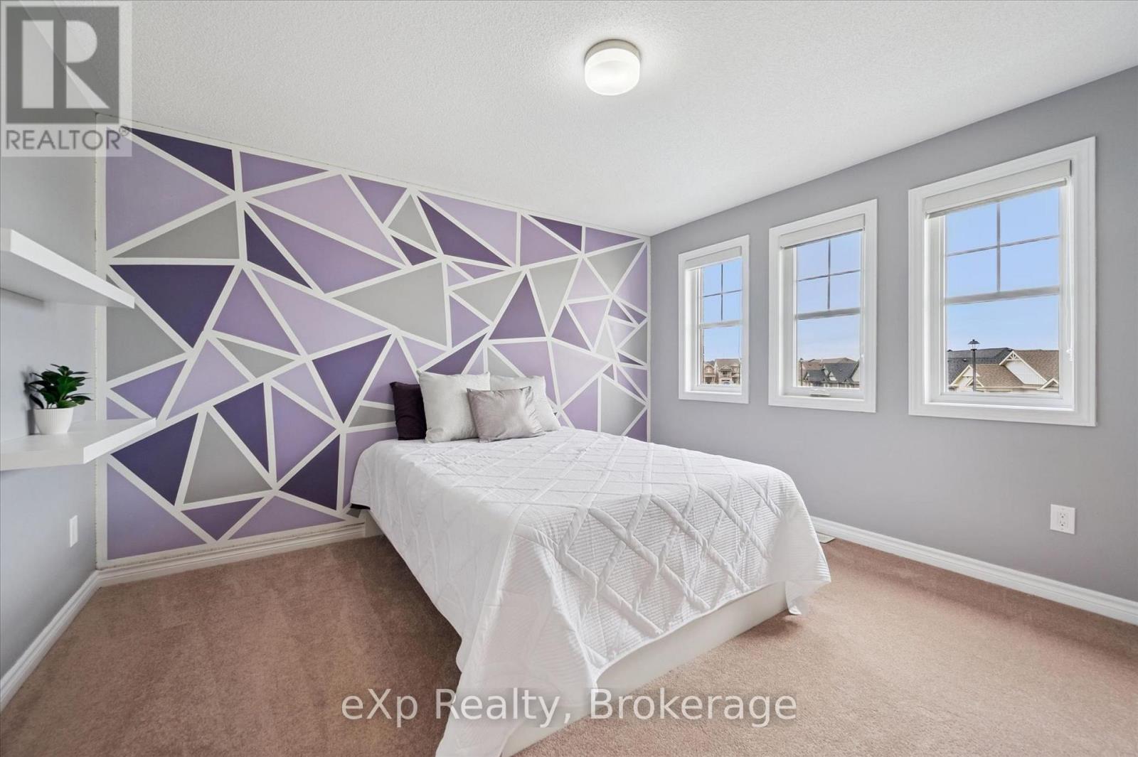 201 MCFARLANE CRESCENT - 34