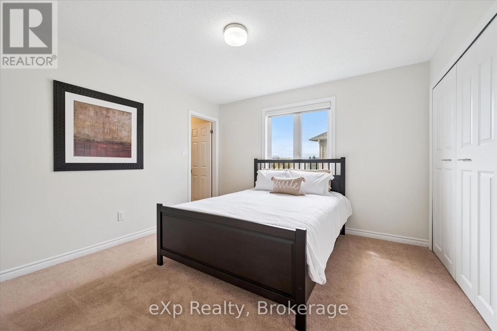 201 MCFARLANE CRESCENT - 35