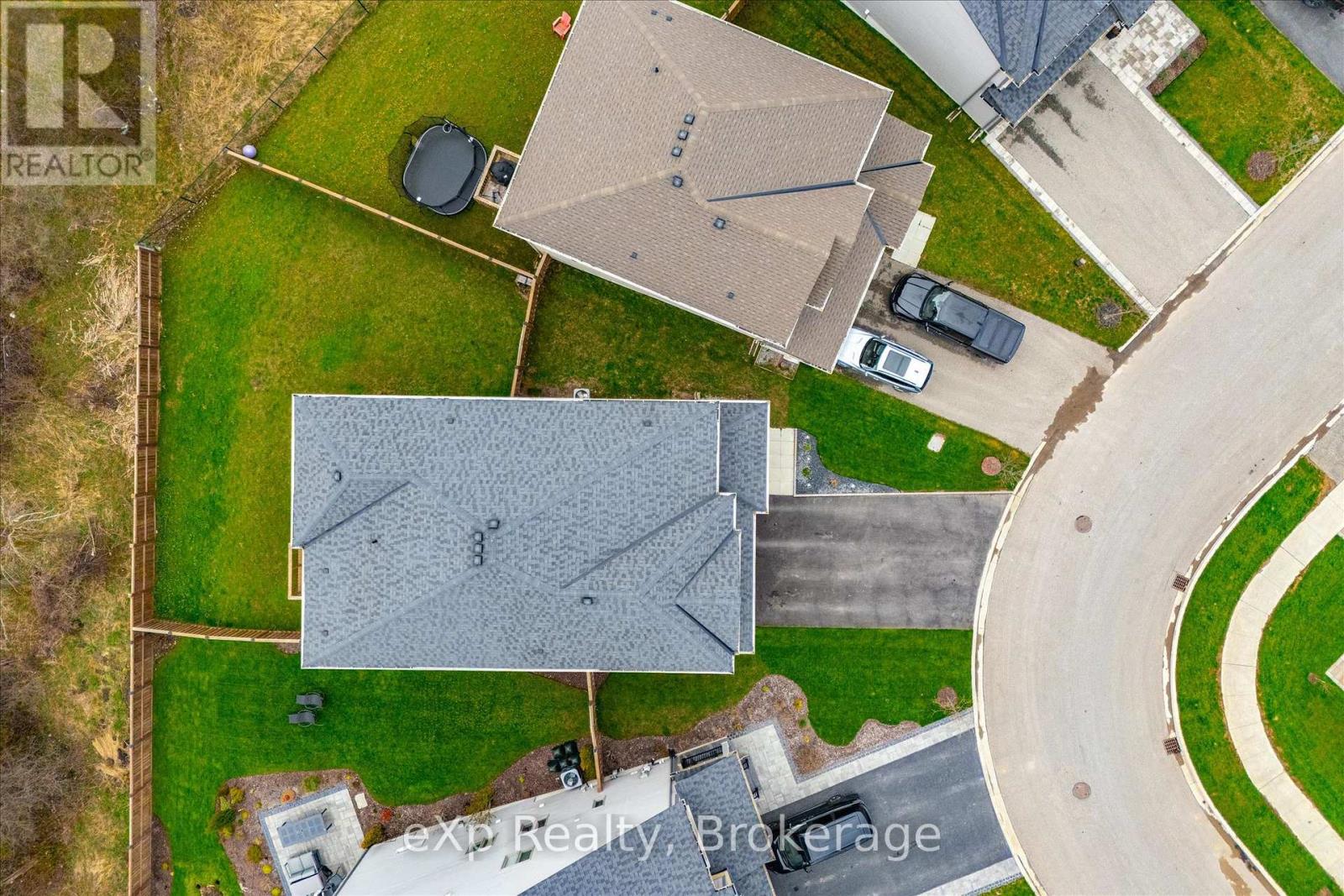 201 MCFARLANE CRESCENT - 48