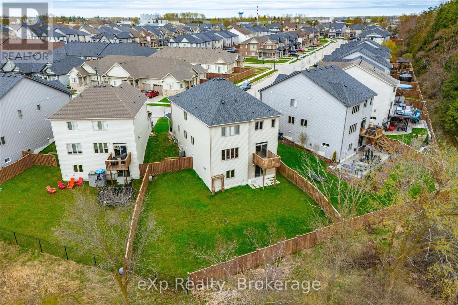 201 MCFARLANE CRESCENT - 49