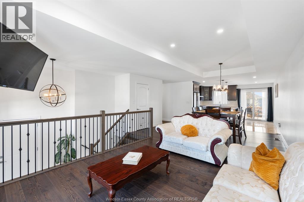 208 CLARKE - 7