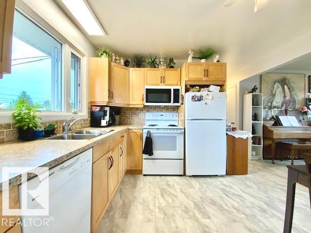 4106 51A ST - 17
