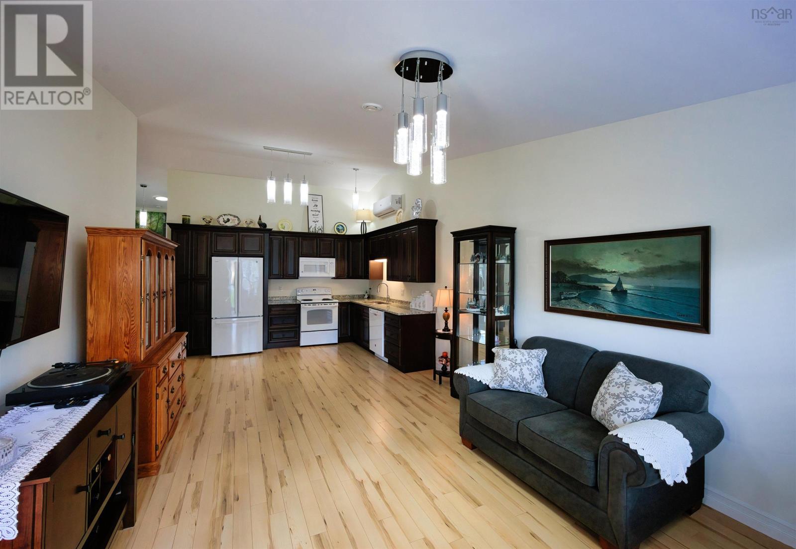38 Covington Place - 4