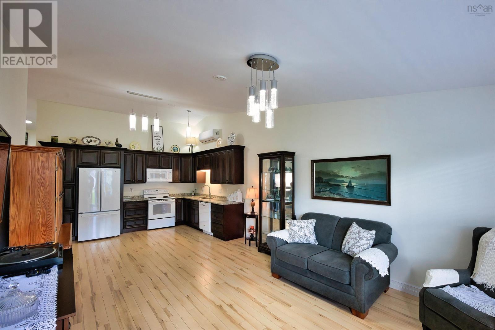 38 Covington Place - 5