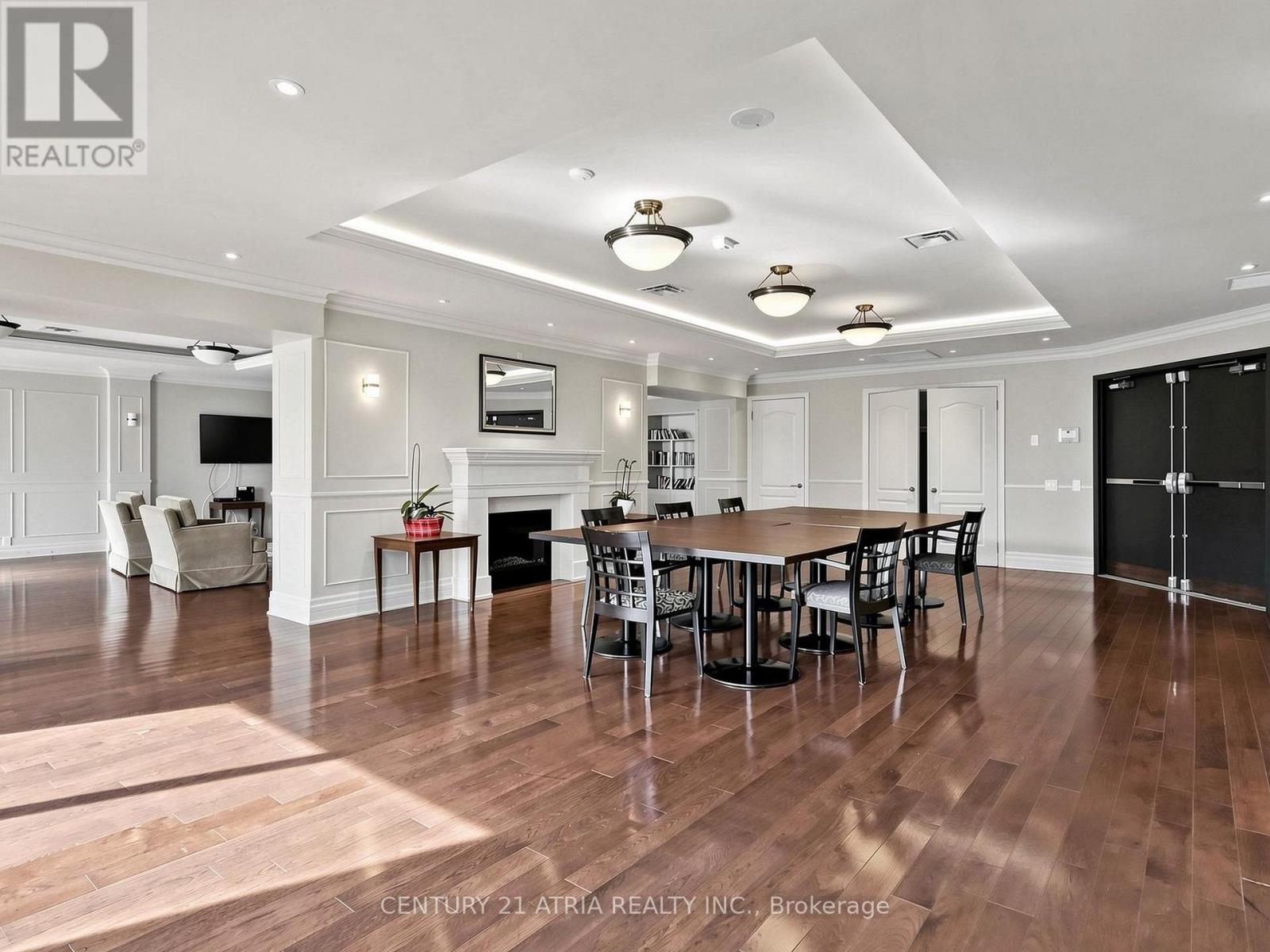 #1110 2 CLAIRTRELL ROAD - 25
