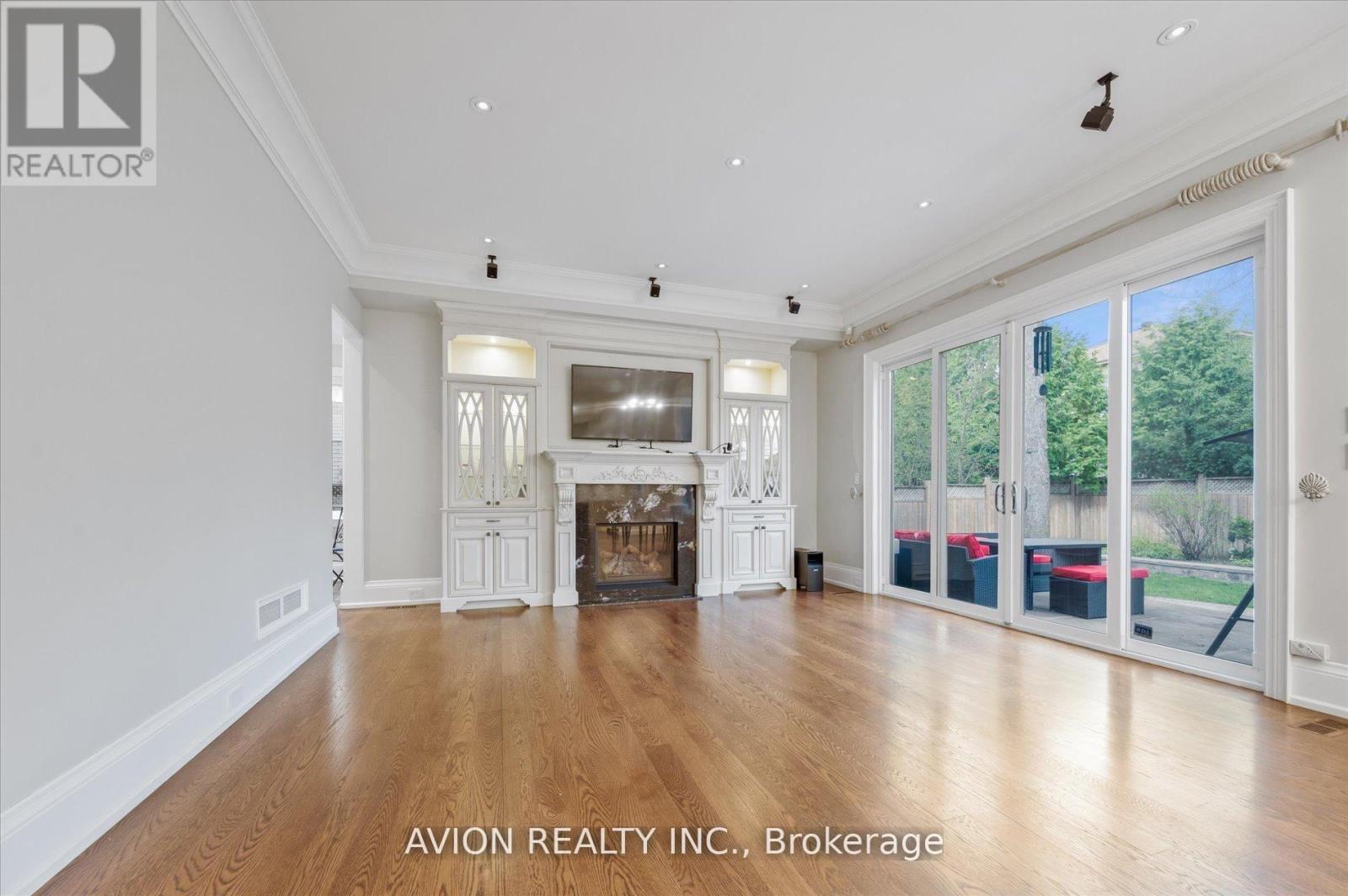 26 DANVILLE DRIVE - 16