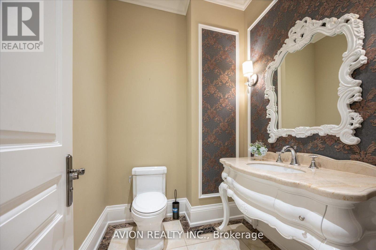 26 DANVILLE DRIVE - 18