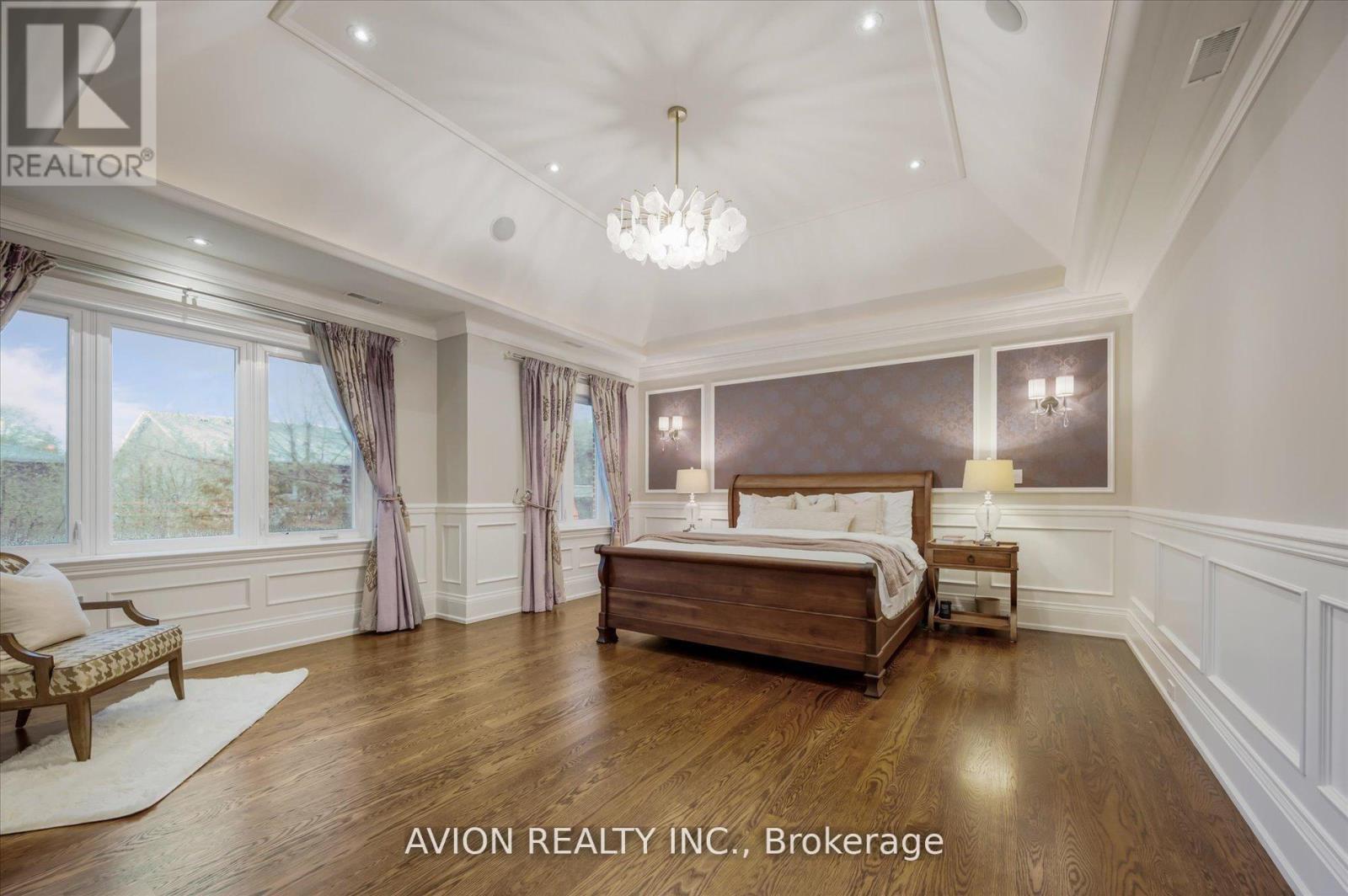 26 DANVILLE DRIVE - 28