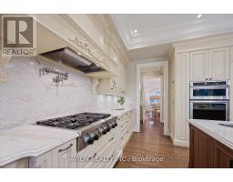 Family room - 26 Danville Drive, Toronto, ON M2P1J1 Photo 6