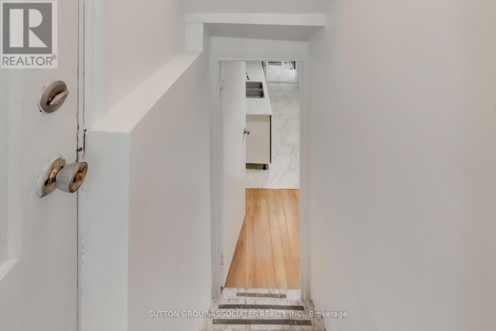 175 EARLSDALE AVENUE - Image 25