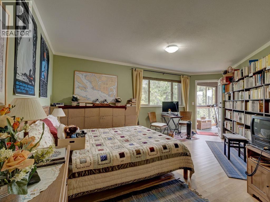 5475 HYDAWAY PLACE, Halfmoon Bay
