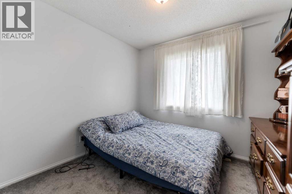 50 Taravista Gardens NE - 22