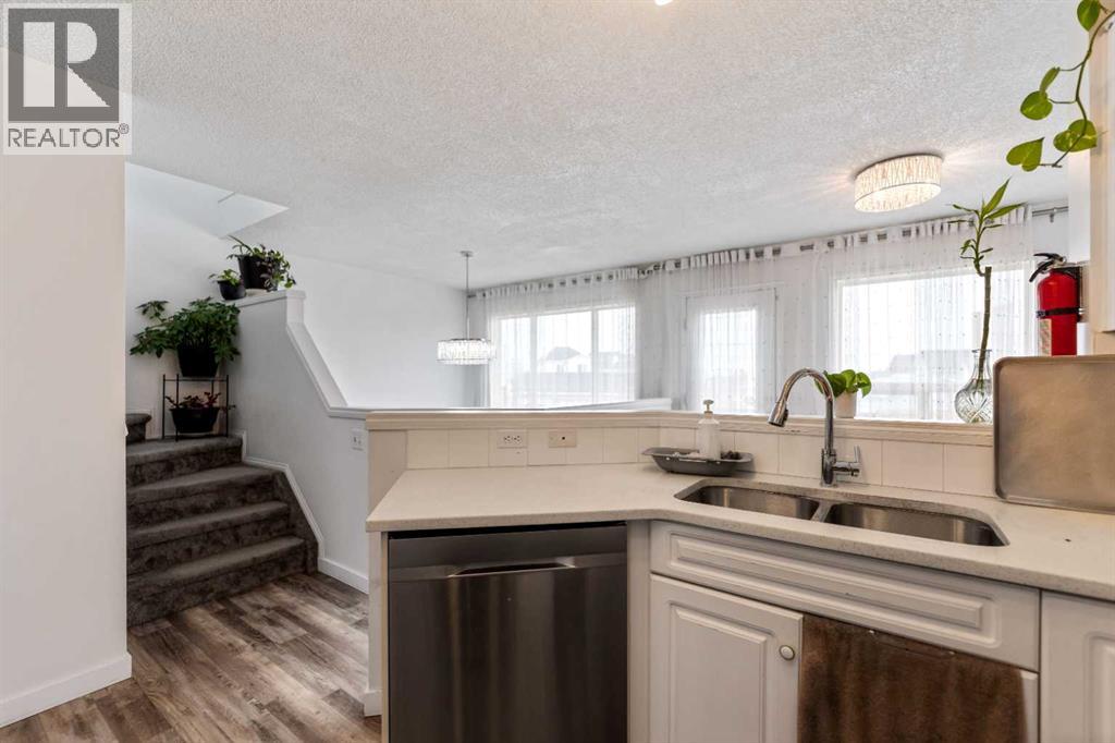 50 Taravista Gardens NE - 11