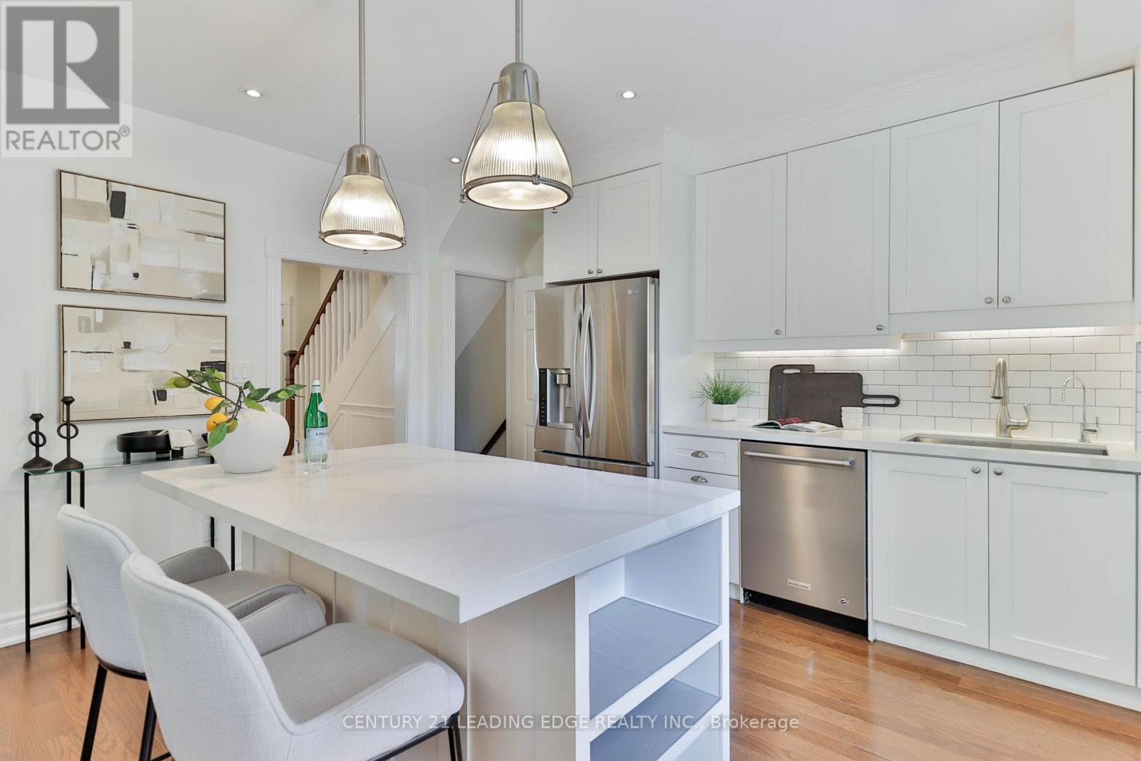158 PARKMOUNT ROAD - 12