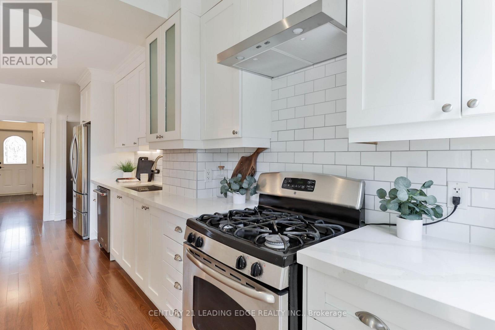 158 PARKMOUNT ROAD - 13