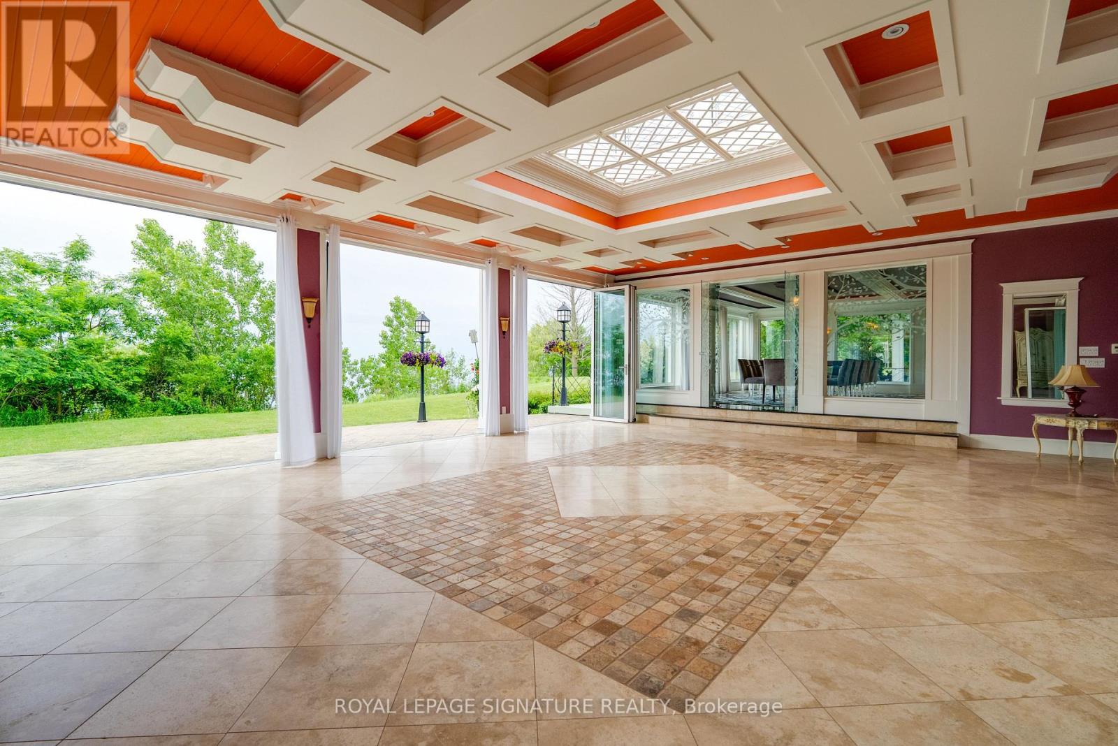 220 GREYABBEY TRAIL - 12