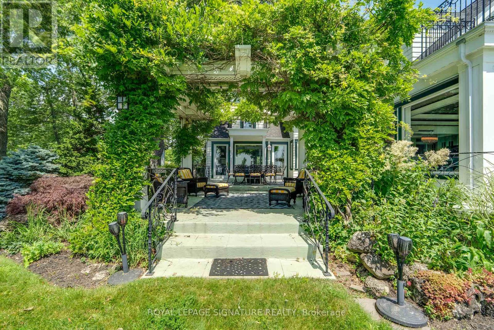 220 GREYABBEY TRAIL - 41