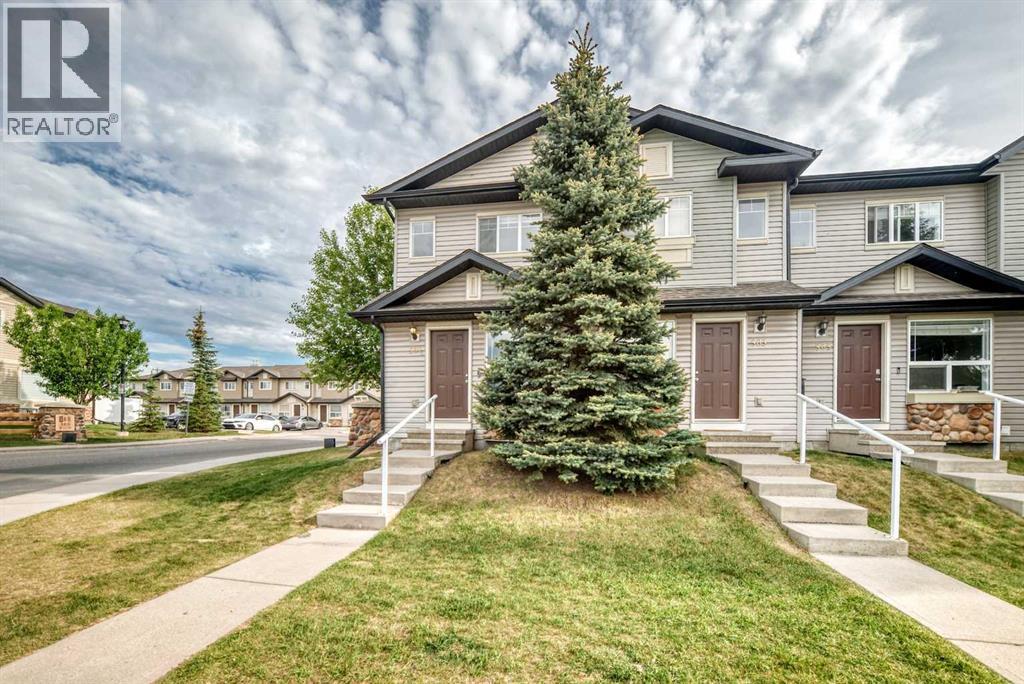 501 Saddlecrest Boulevard NE - 3