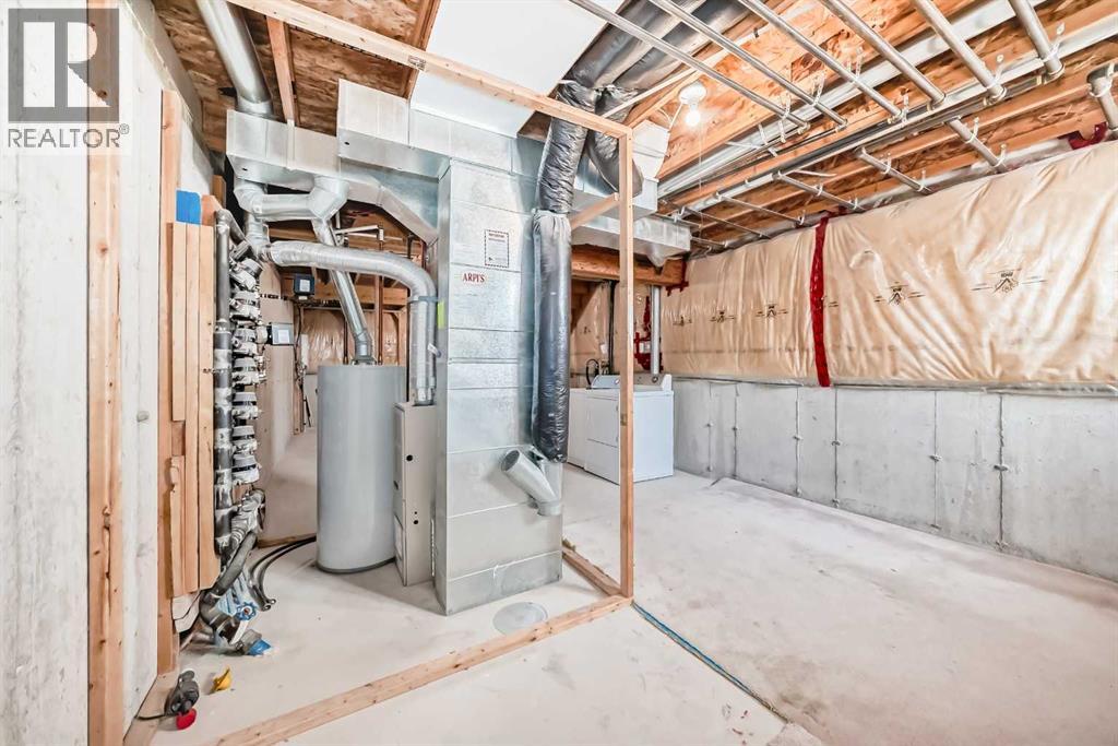 501 Saddlecrest Boulevard NE - 40