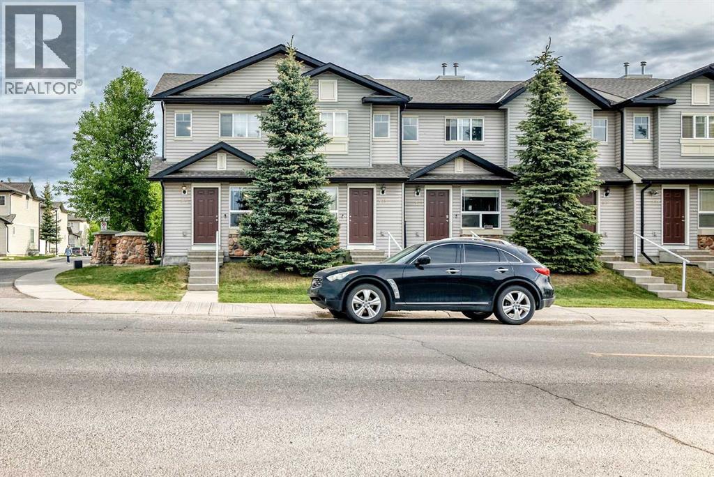501 Saddlecrest Boulevard NE - 49