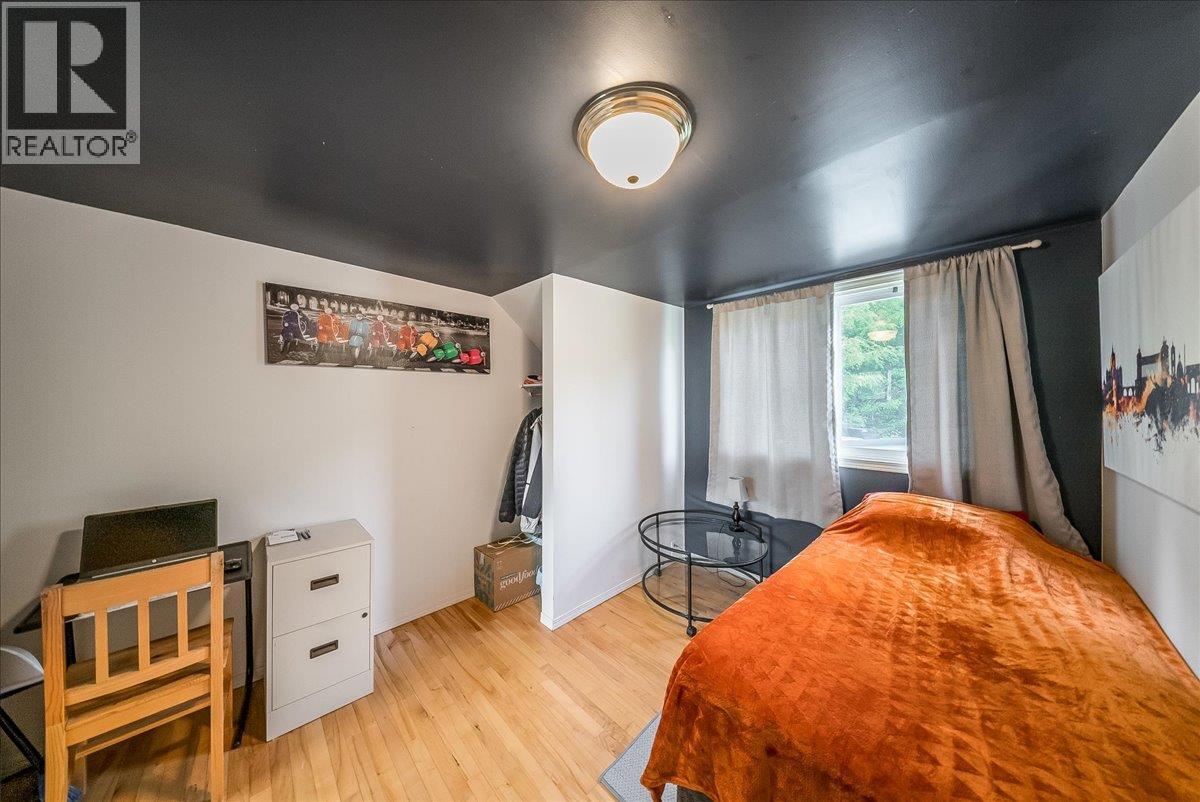 96 RESERVOIR Road - 24