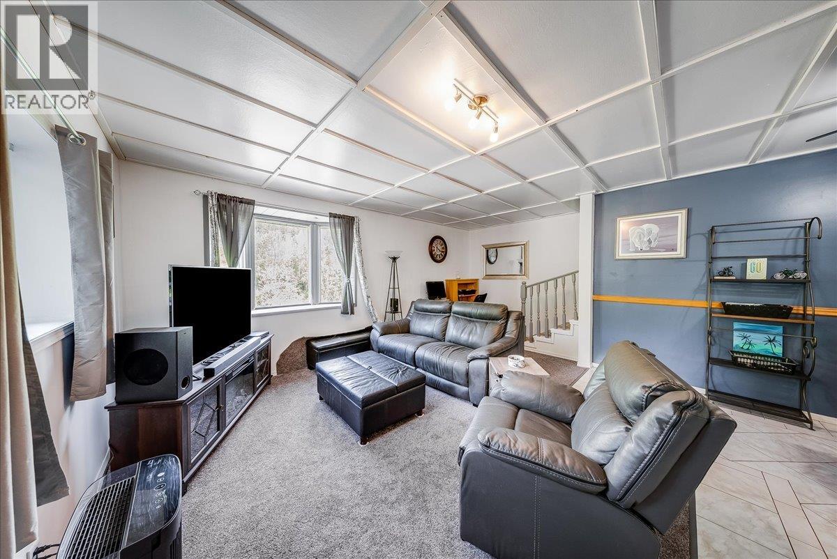 96 RESERVOIR Road - 7
