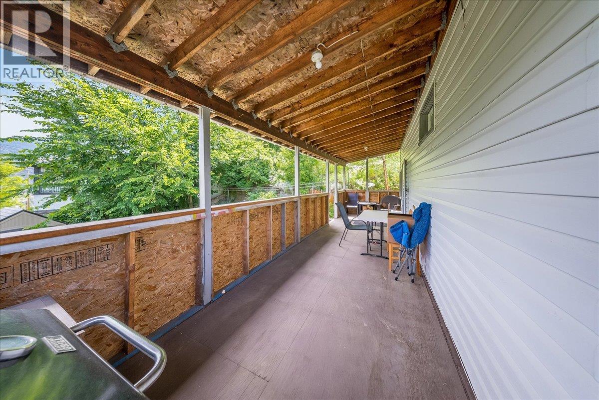96 RESERVOIR Road - 34