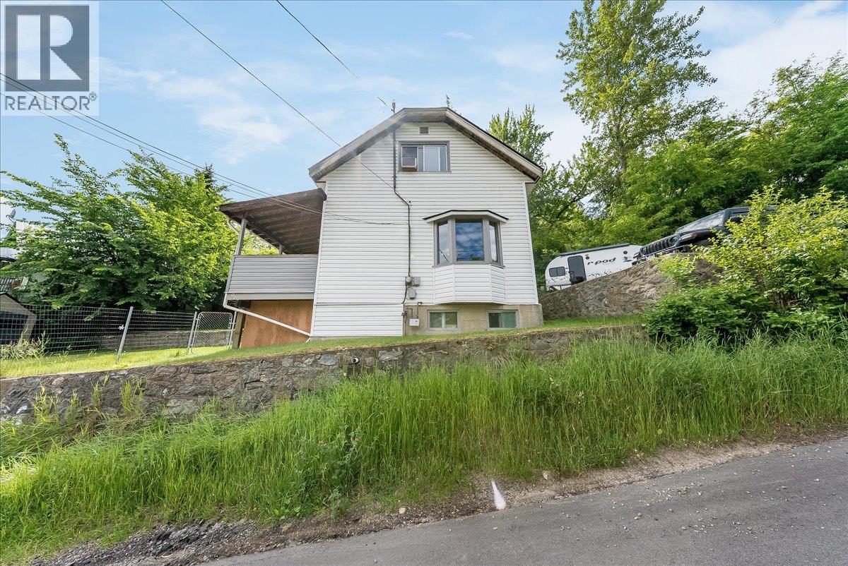 96 RESERVOIR Road - 41