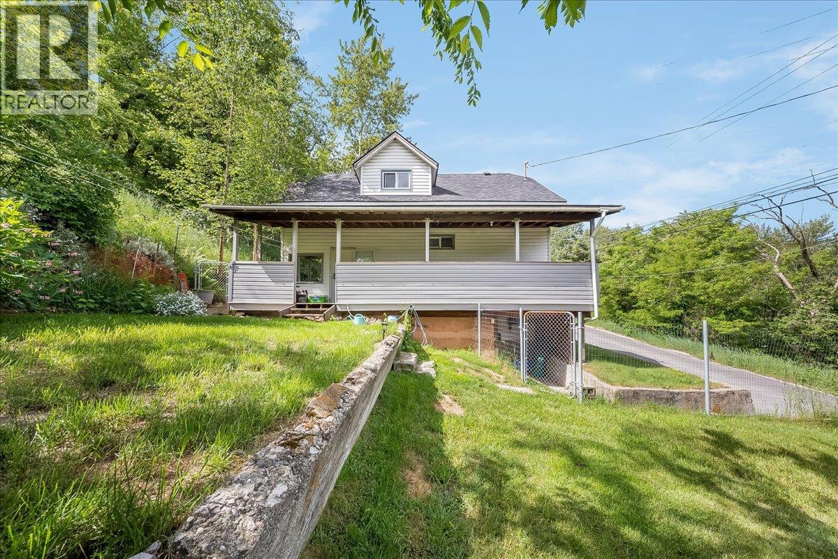 96 RESERVOIR Road - 46