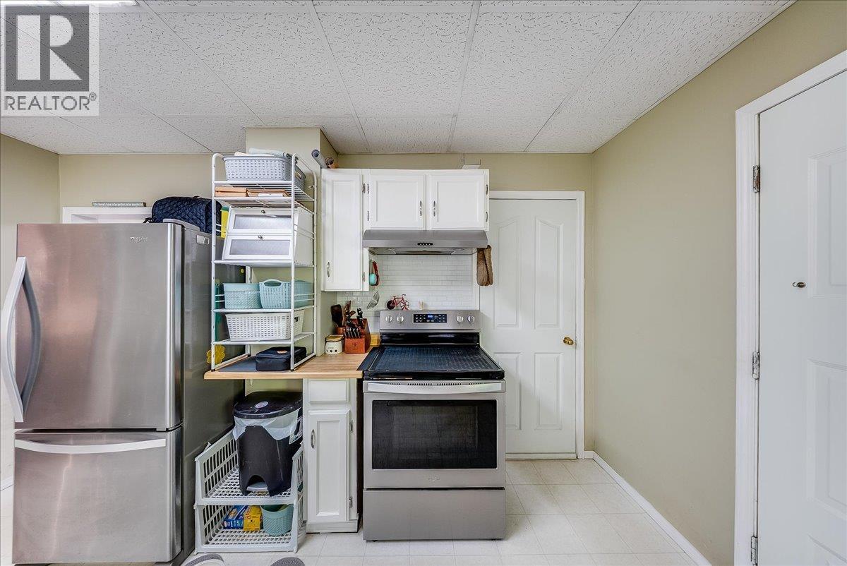 96 RESERVOIR Road - 14