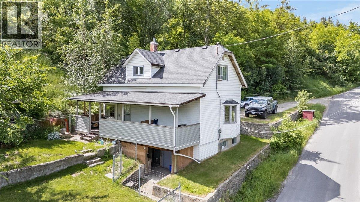 96 RESERVOIR Road - 1