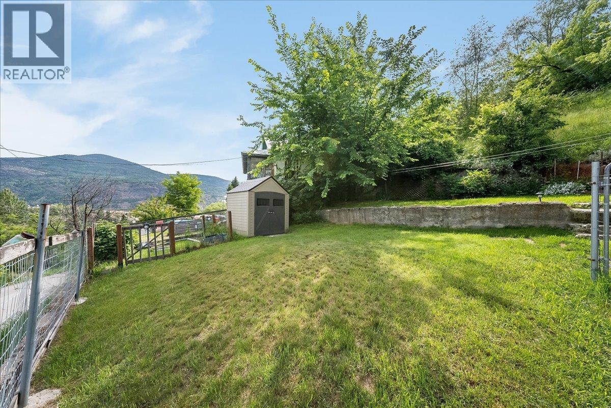 96 RESERVOIR Road - 43