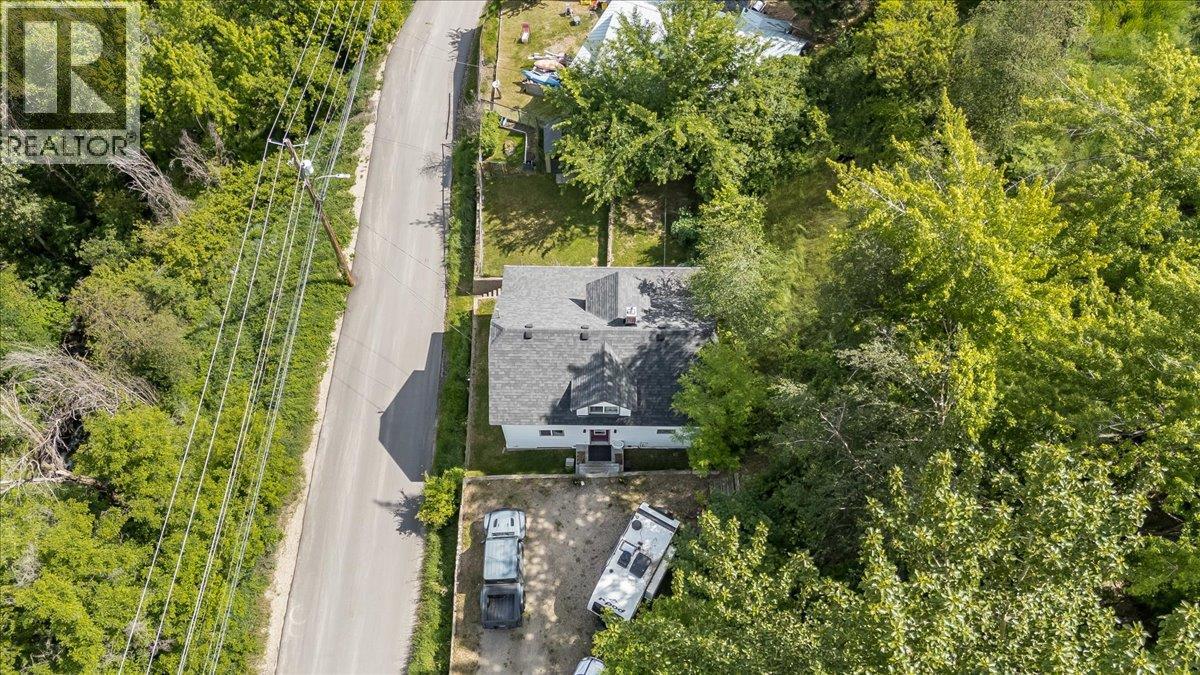 96 RESERVOIR Road - 53