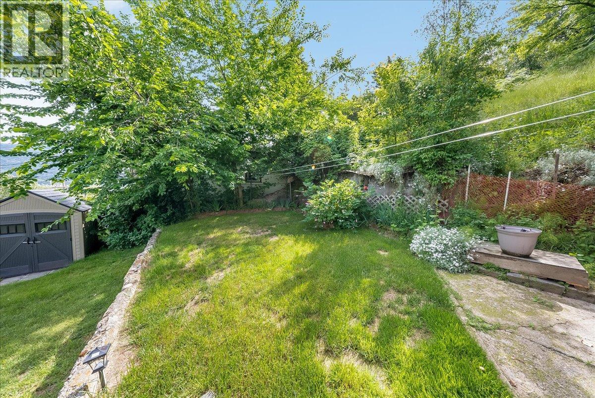 96 RESERVOIR Road - 48