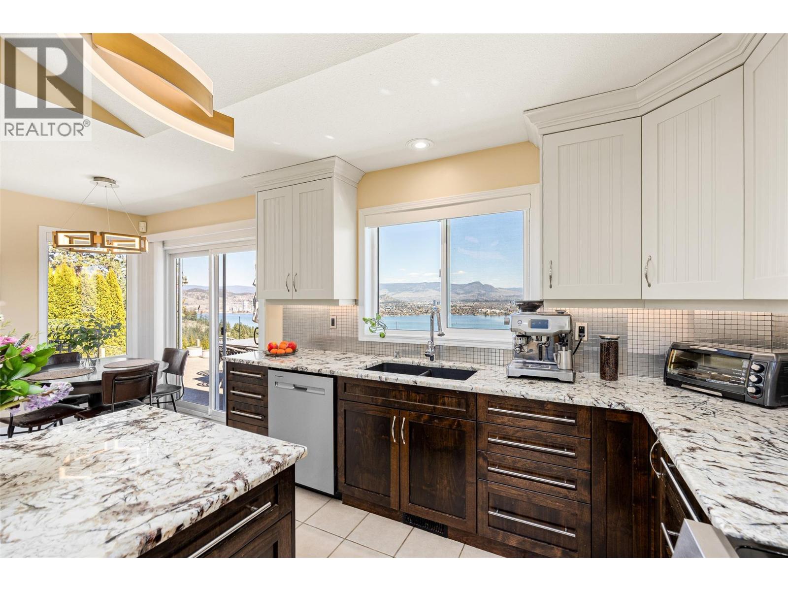 2153 Alexander Place - 16