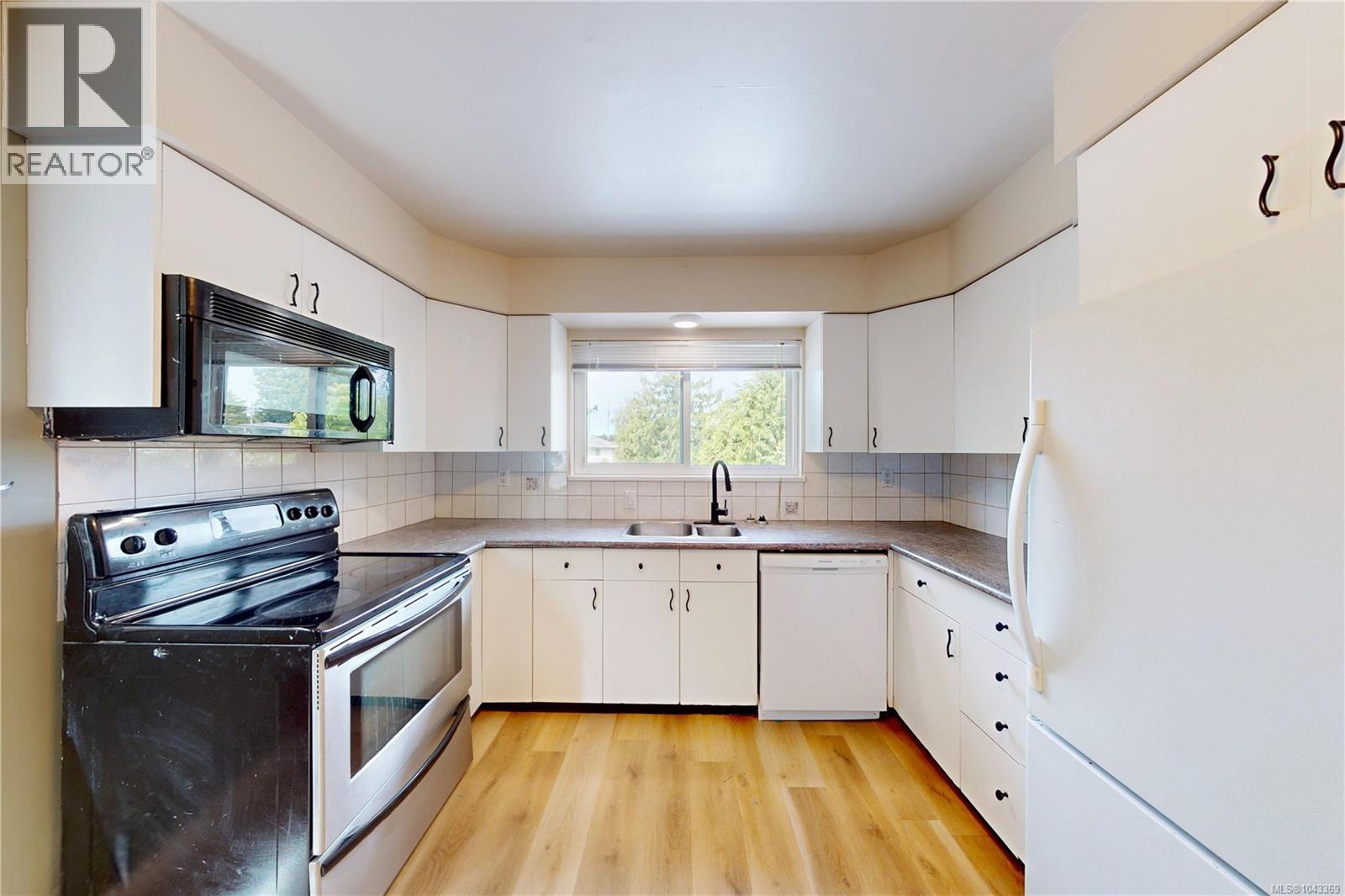 1710 Sprucewood Pl - 14