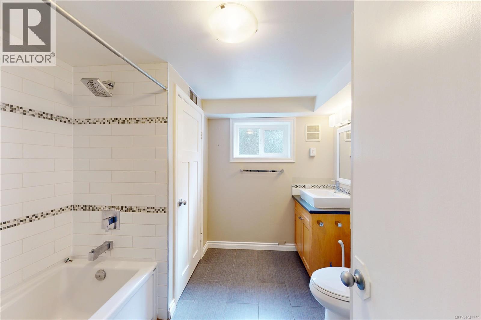 1710 Sprucewood Pl - 43