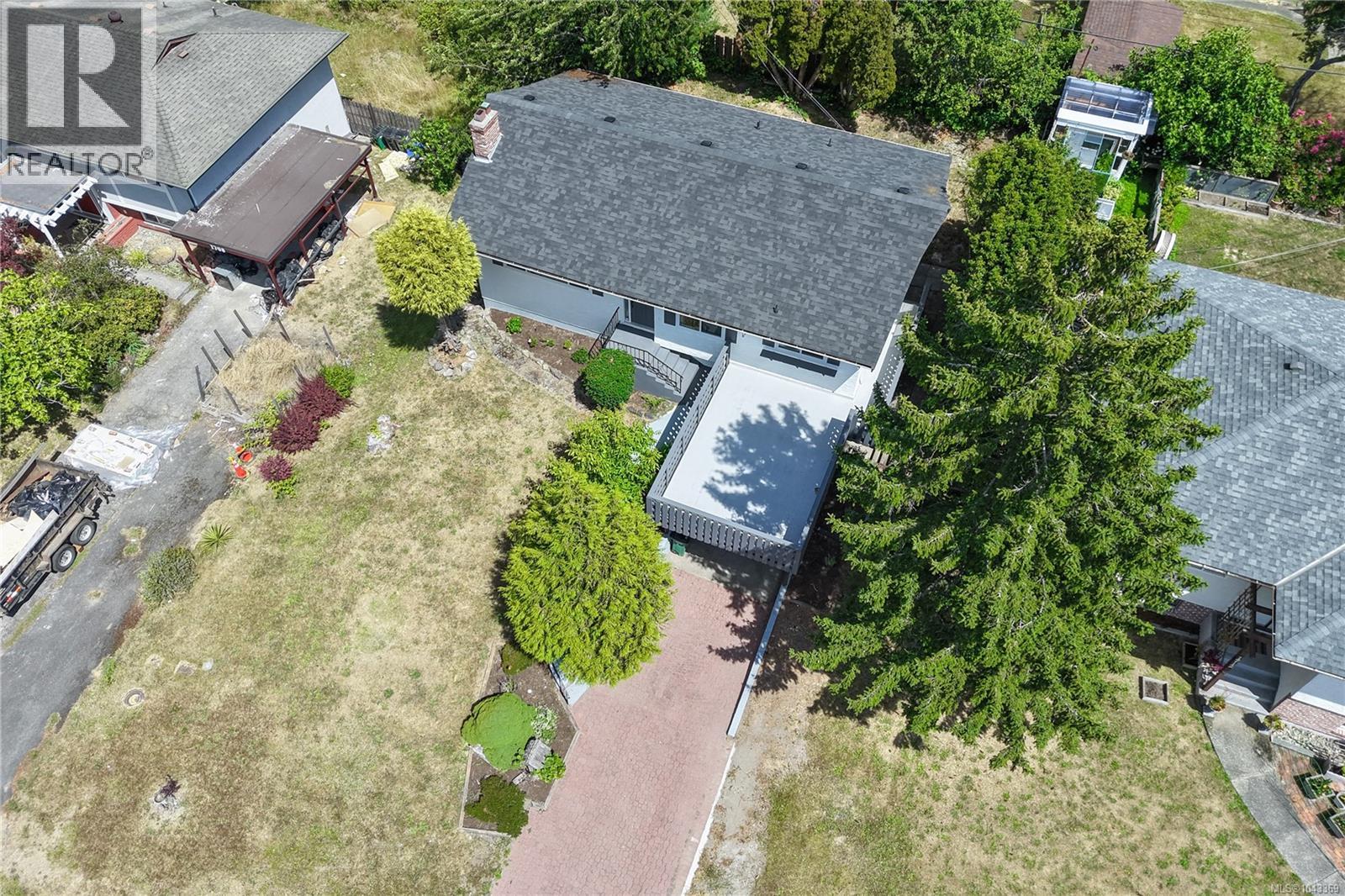 1710 Sprucewood Pl - 62